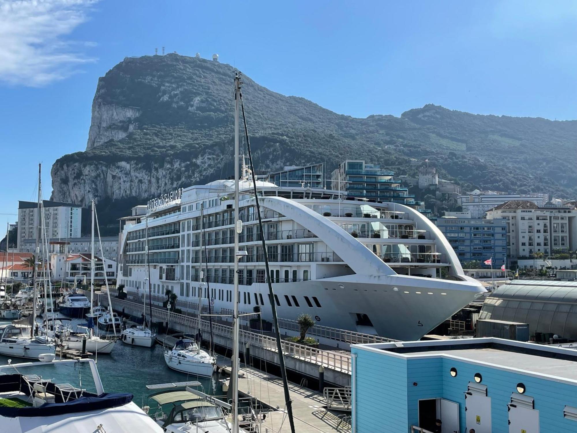 Deluxe Marina View Seafront Gibraltar Stay Exterior foto