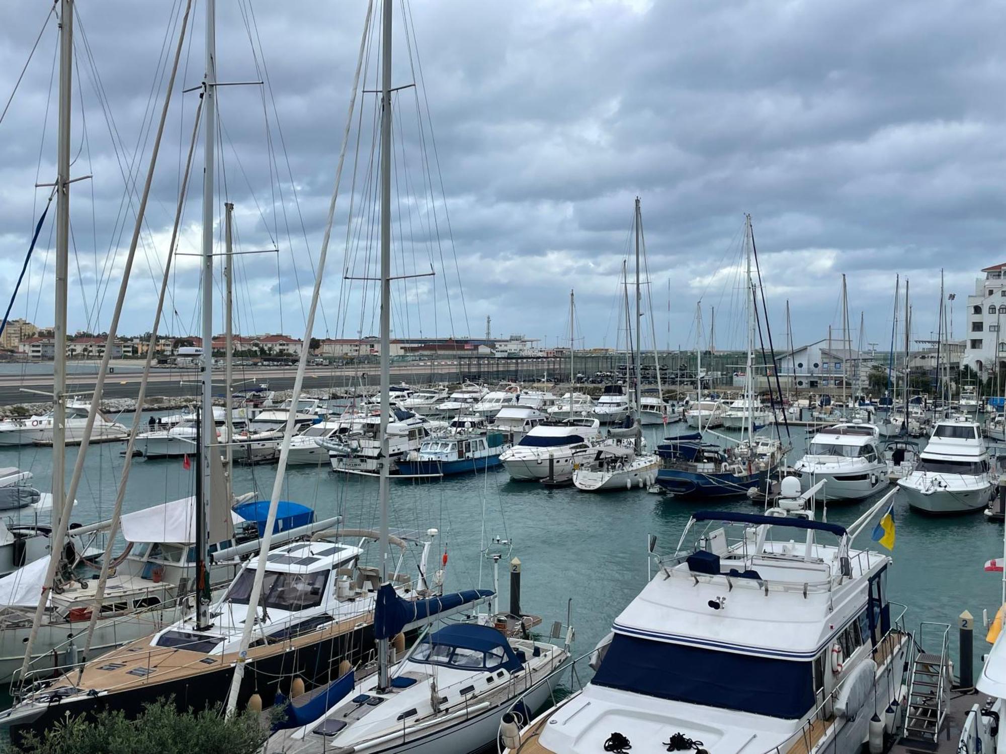 Deluxe Marina View Seafront Gibraltar Stay Exterior foto