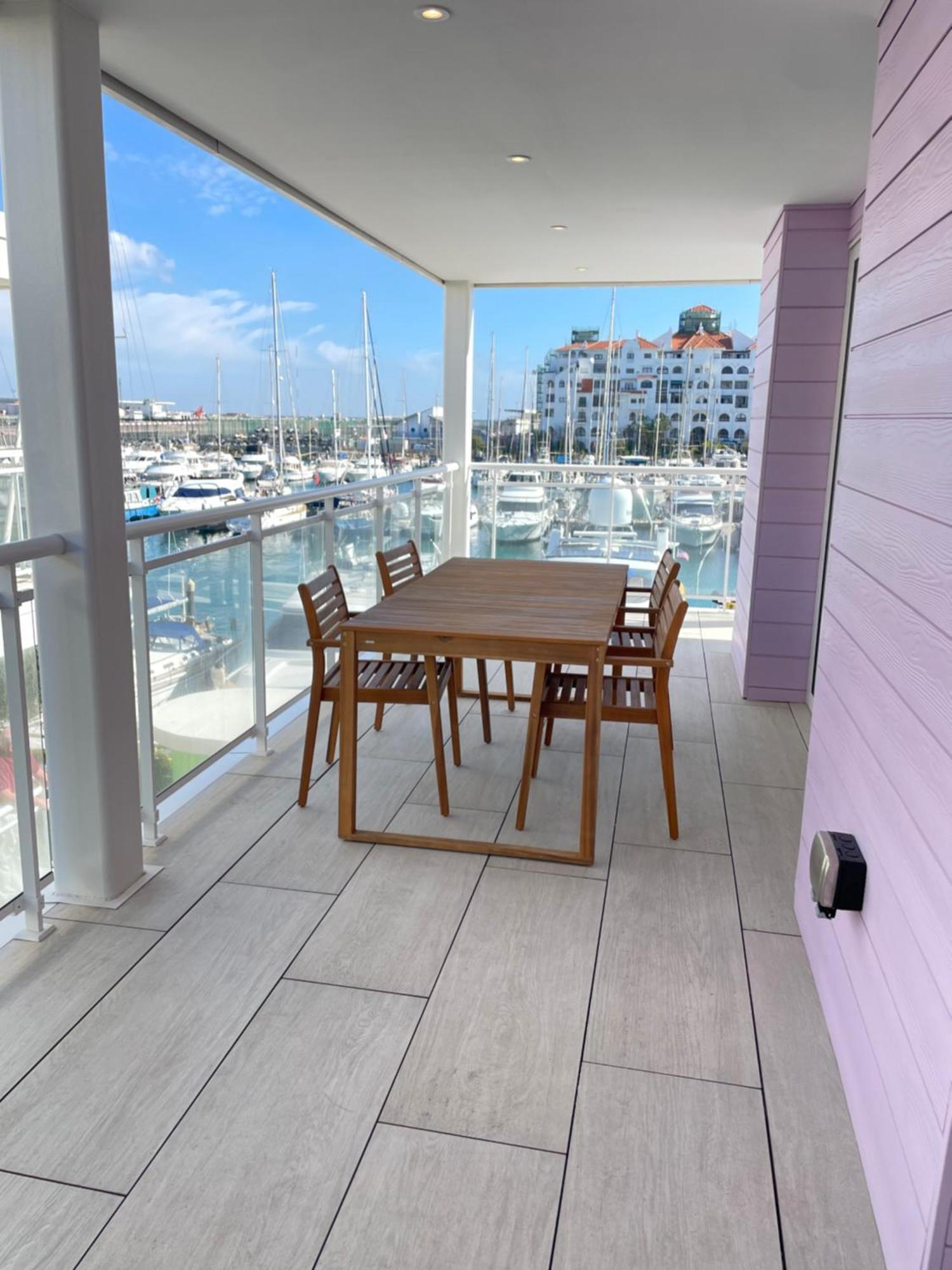 Deluxe Marina View Seafront Gibraltar Stay Exterior foto